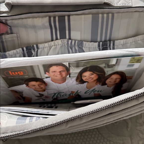 NWT Lug Scoop SE Crossbody Bag - Cloud Grey - Picture 5 of 7